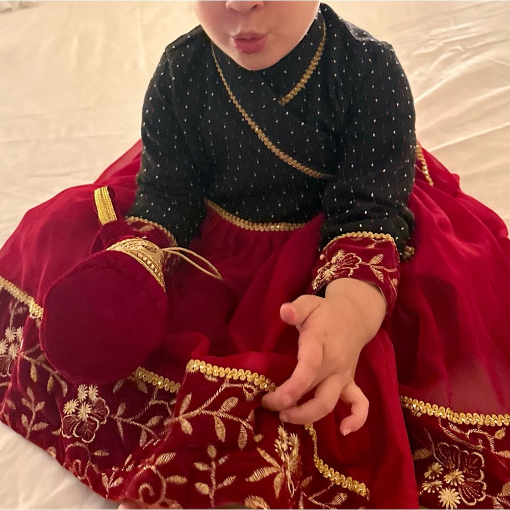 Red and black dress with velvet border and embroidery. Kids - 3-4 years